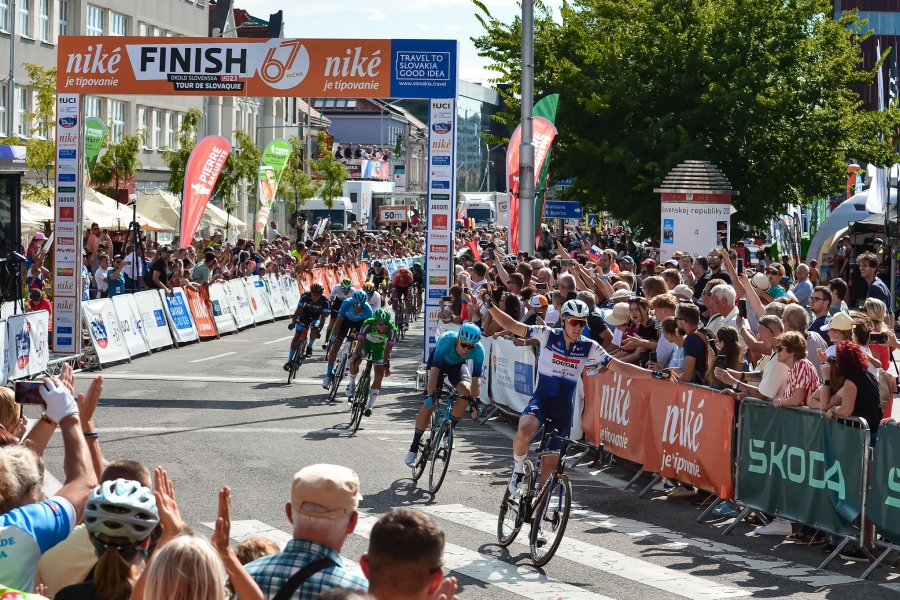 Tim Merlier dominated stage 4 in Nitra, Soudal – Quick-Step achieved fourth win in a row
